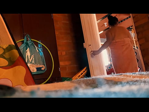 ❤️ Min farbror följer mig in i duschen och knullar mig medan jag duschar. Just porr at us sv.pornburst.ru ❌️