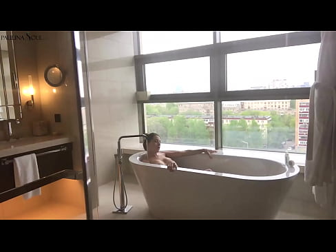 ❤️ Enorm babe som passionerat runkar av sin fitta i badrummet Just porr at us sv.pornburst.ru ❌️